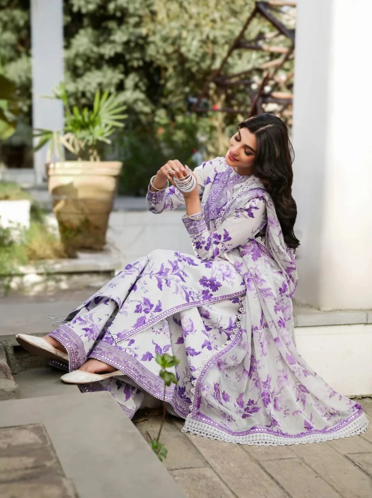 LUXURY LAWN 3PCS STITCHED | LL-1718-US