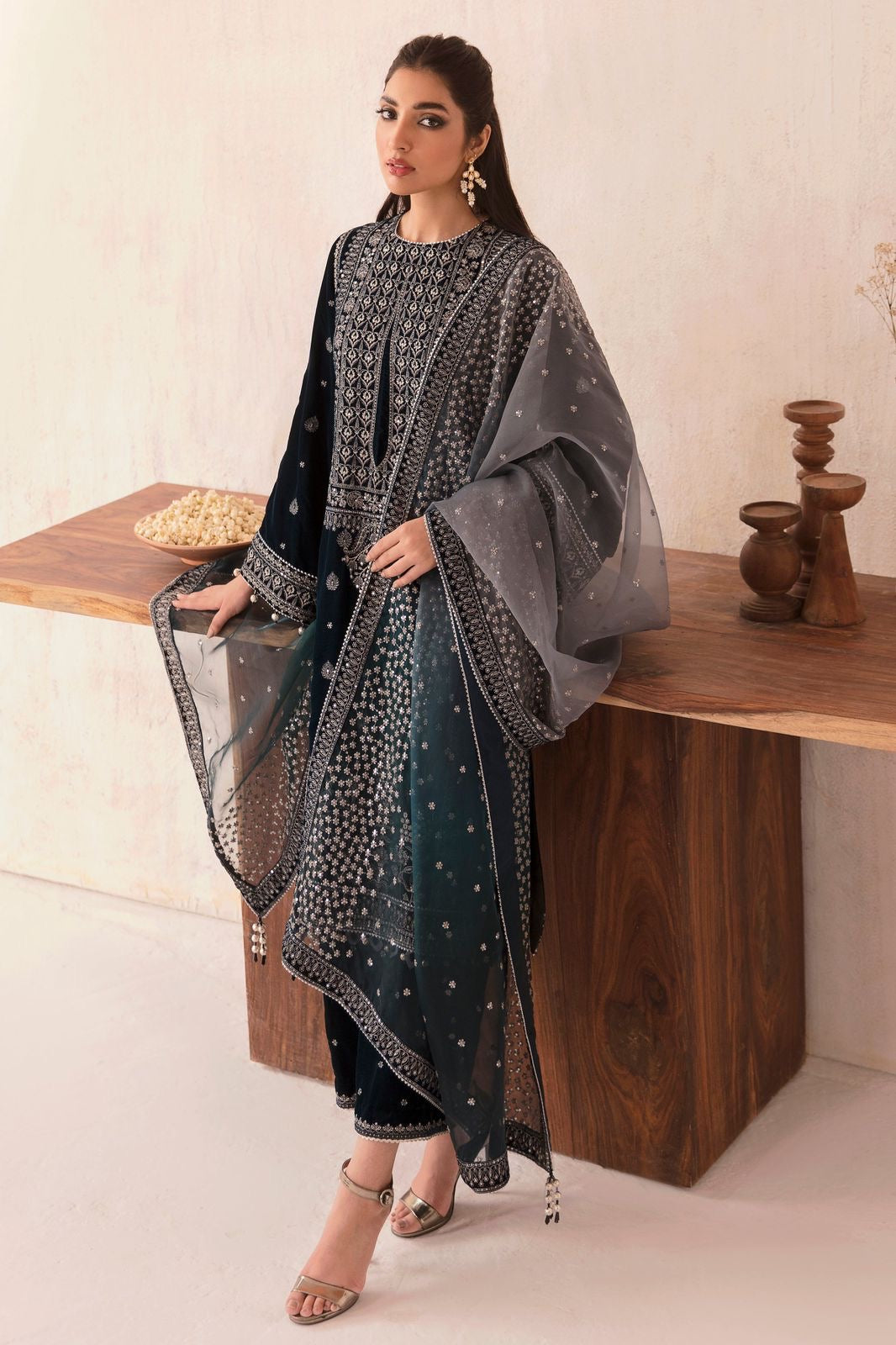 LUXURY VELVET 3PCS